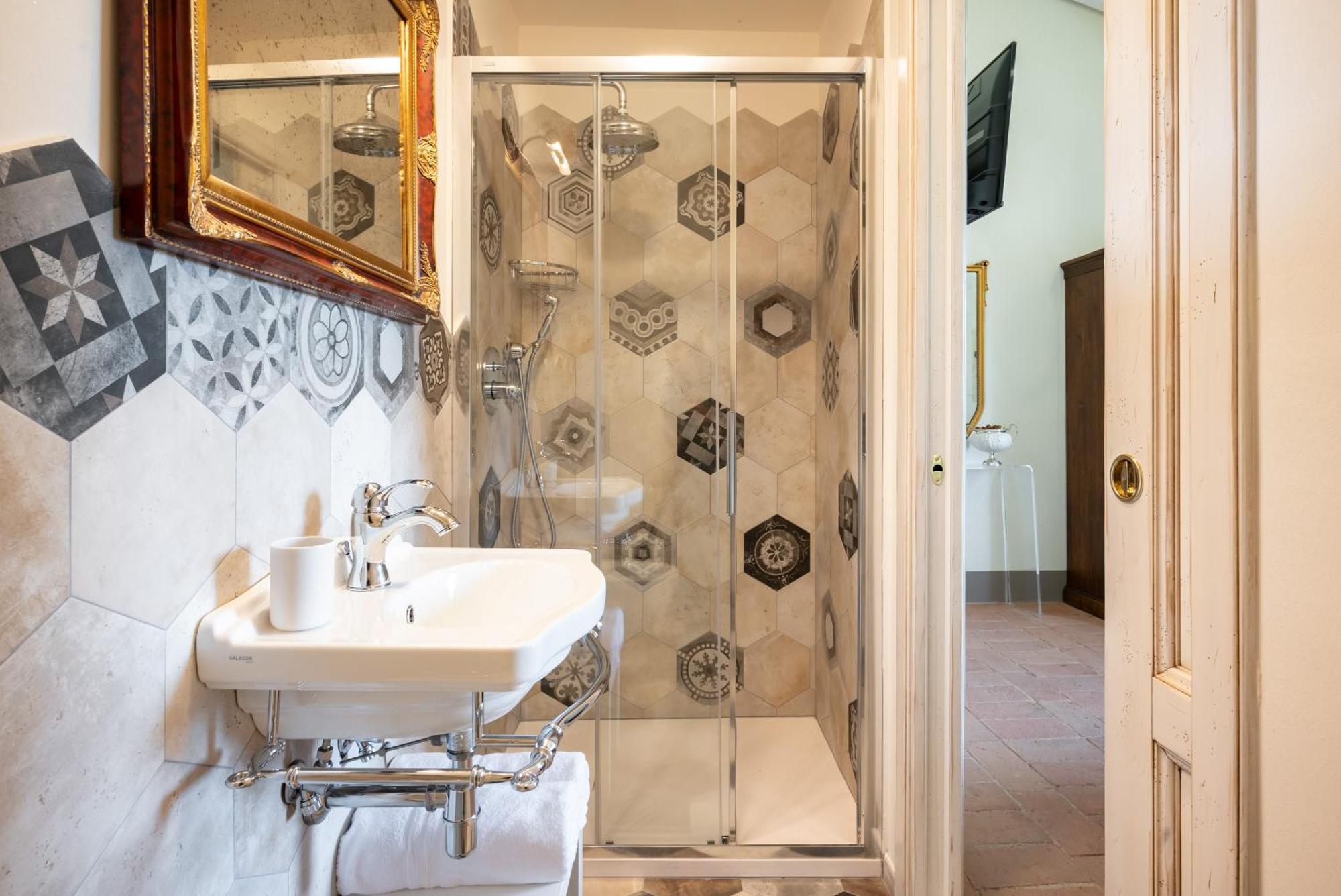 Idea Resort - Rooms&Apartments Вінчі Екстер'єр фото